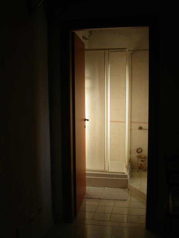 Pauli Arbarei Locanda La Rosa מראה חיצוני תמונה