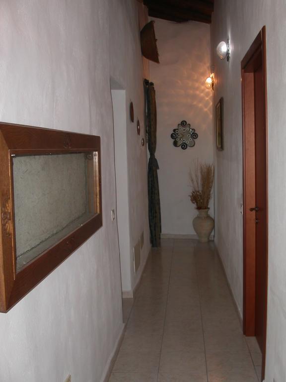 Pauli Arbarei Locanda La Rosa מראה חיצוני תמונה